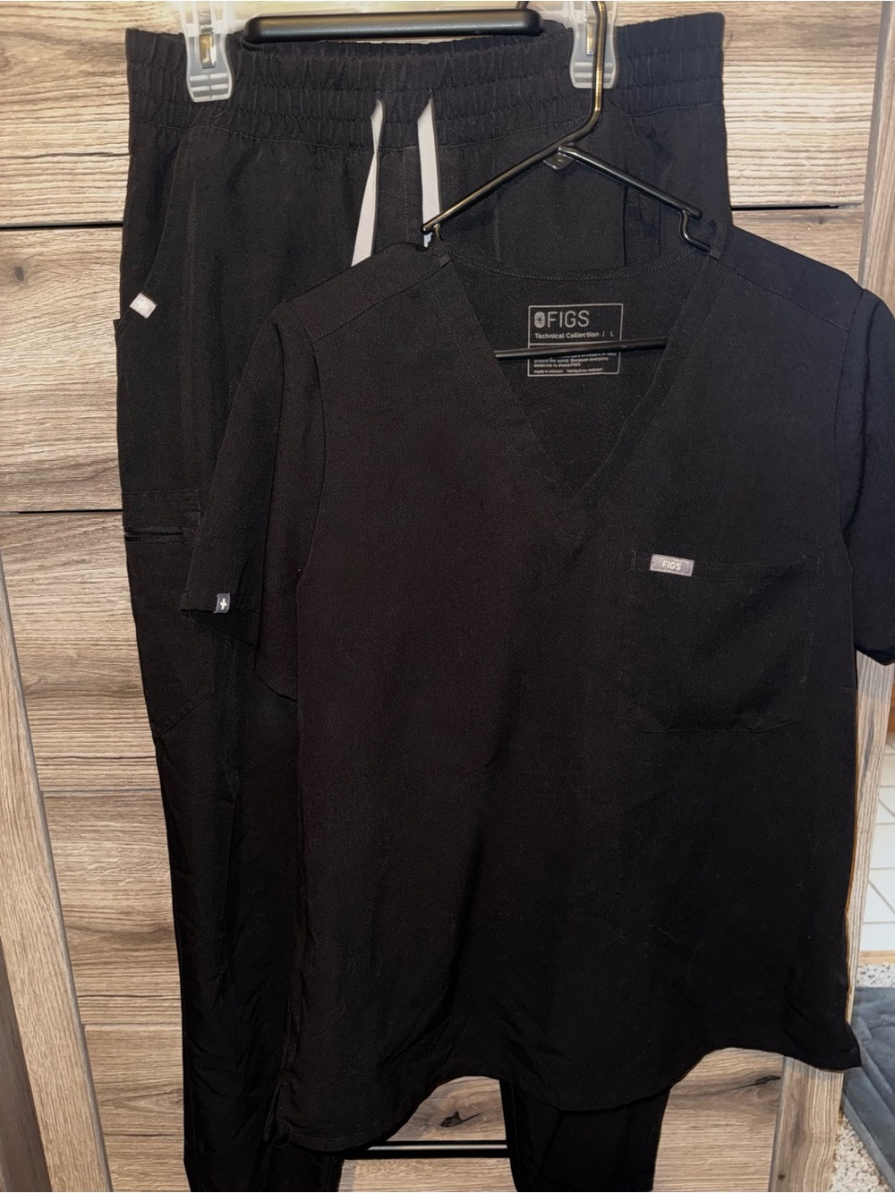 Figs Black Scrub Top/Bottoms